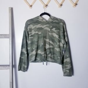 NWT OLD NAVY GIRL'S CROPPED GREEN CAMO HOODIE SIZE XL 14-16